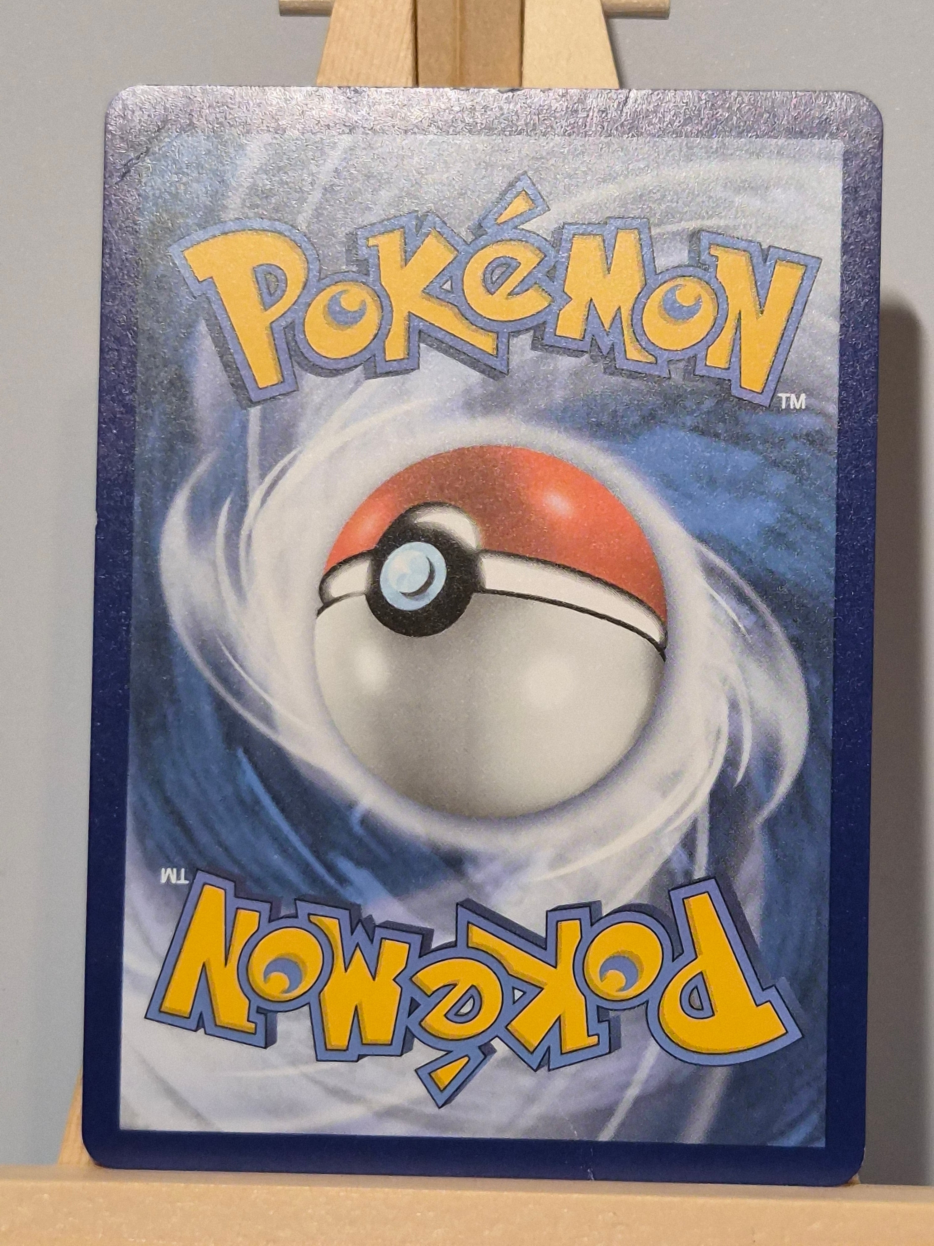 Rocket's Zapdos 15/132 holo Celebrations: Classic Collection MP