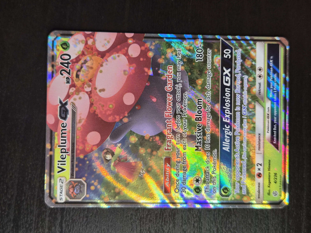 Vileplume GX 4/236 Holo Cosmic Eclipse NM/M